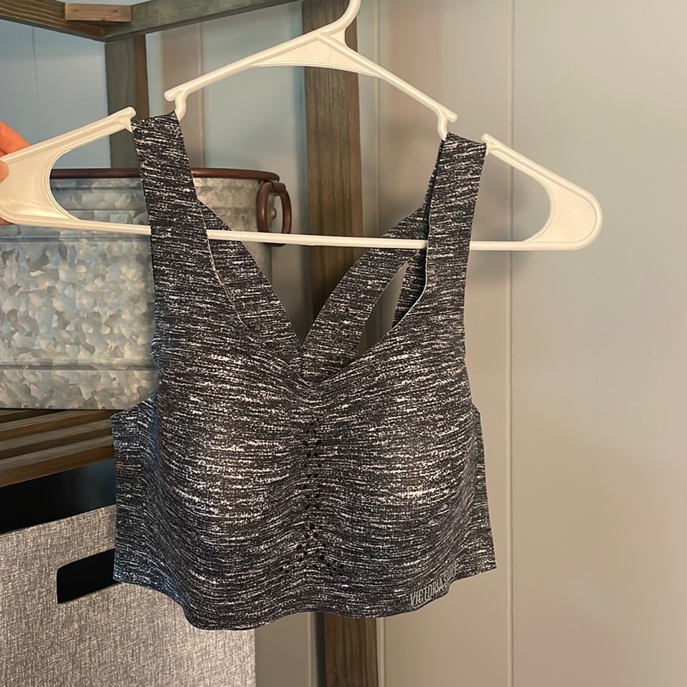 Womens Victoria Secret Sports Bra. Size 34D